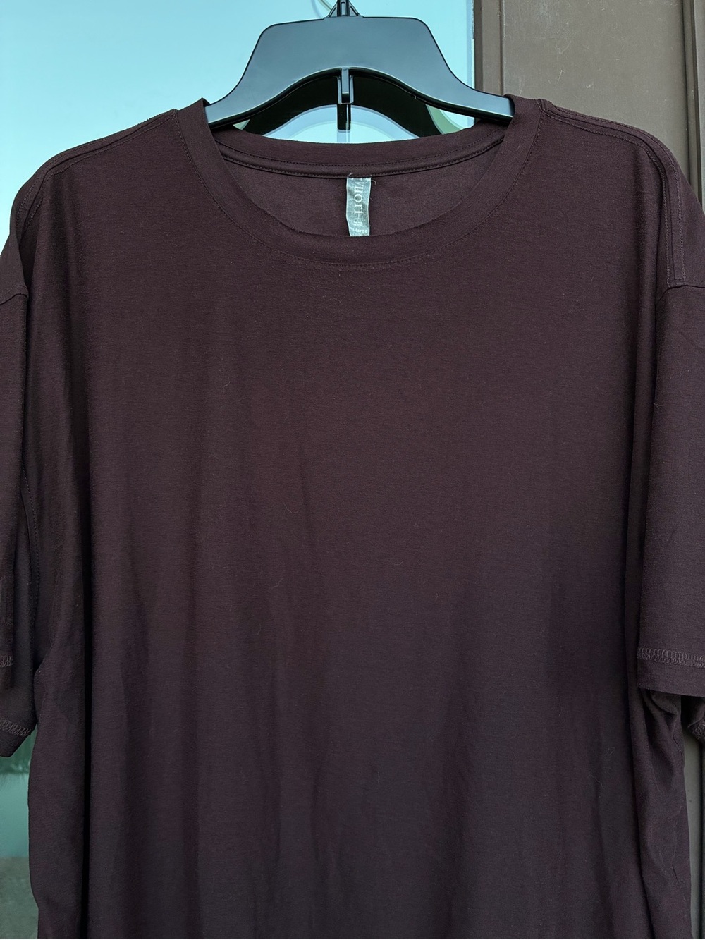 Vuori Purple Tech Performance T-Shirt XL